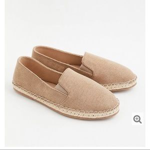 TORRID - TAUPE FAUX SUEDE ESPADRILLE FLAT 8.5 WW